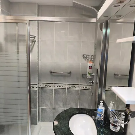 Piso Céntrico Nati Con Parking Incluído Apartamento