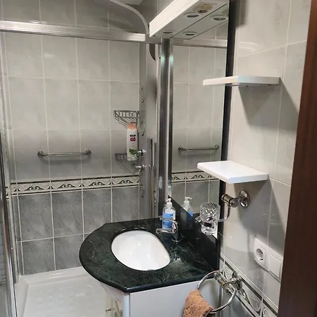 Piso Céntrico Nati Con Parking Incluído