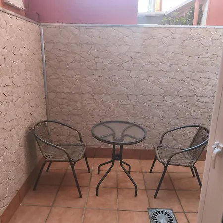 アパート Piso Centrico Nati Con Parking Incluido