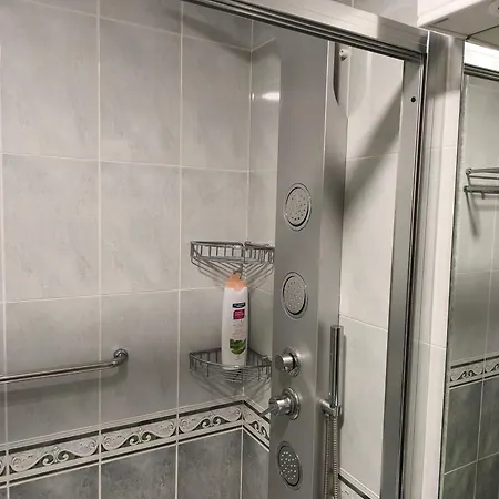 Piso Céntrico Nati Con Parking Incluído Apartamento *